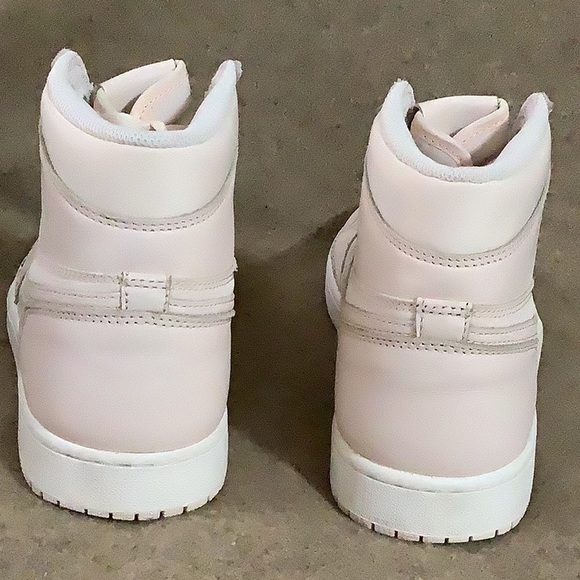 NIKE AIR JORDAN  1 Retro 555088 -801. Men’s US 9.5 - Picture 9 of 9